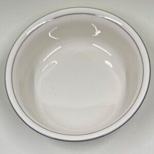 Lenox Chinastone For the Grey Patterns Berry Bowl Pinstripe